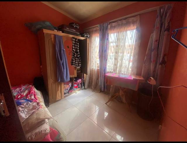 3 BEDROOM HOUSE FOR SALE IN KLIPSPRUIT WEST